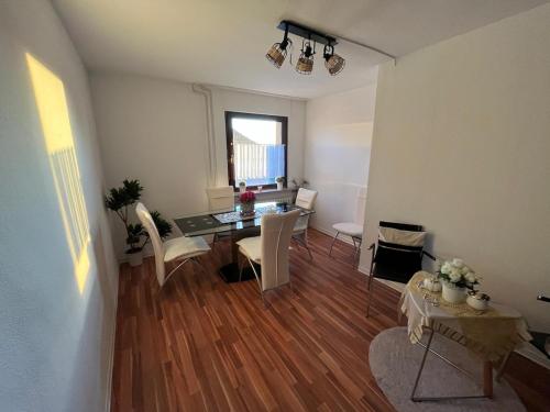 Stylish 4-5 room Flat above Esslingen Old Town in 埃斯林根市中心