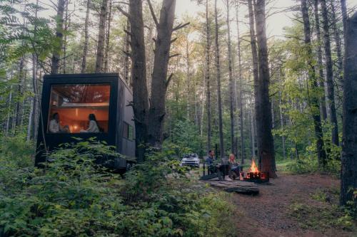 Postcard Cabins Eastern Catskills Outdoor Collection by Marriott Bonvoy - image 7