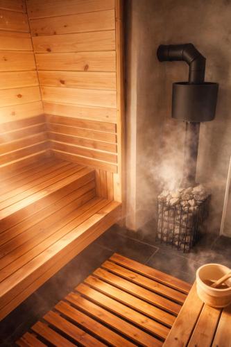 Osada Brzeziny - 25 minut od Warszawy - sauna, balia z jacuzzi, basen, altana, grill, ogród, ognisko (Osada Brzeziny - 25 minut od Warszawy - sauna, balia z jacuzzi, basen, altana, grill, ogrod, ognisko) in Вьонзовна