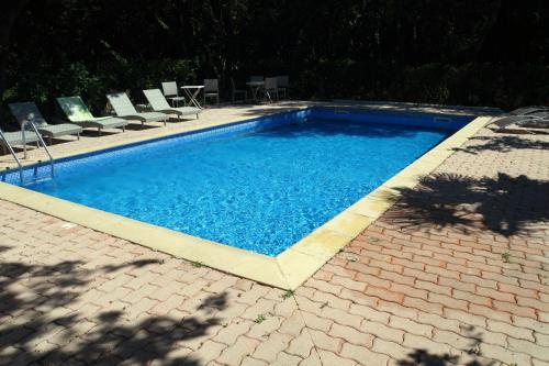 Zwembad, Lo Rastelie in Suze La Rousse