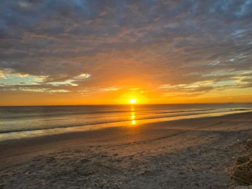 Zac Mbao appartement en face de la place in Rufisque