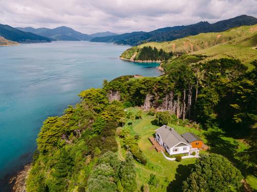 . Arapawa Homestead