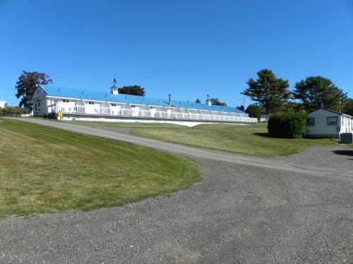 Colonial Gables Oceanfront Village