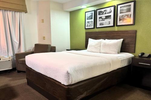 Sleep Inn - image 14