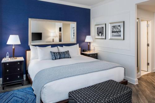 Phoenix Park Hotel in Washington, USA