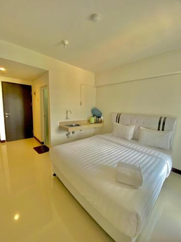 25 m2, 10 yatak odalı, 15 banyolu Daire, Rawamangun bölgesinde (Sapphire Apartel Sentra Timur by Kav) in Cakarta