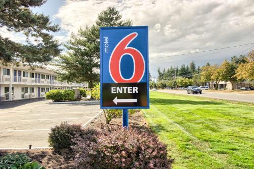 Motel 6-Everett, WA - North - Hotel - Everett