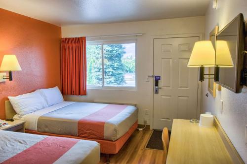 บริการและสิ่งอำนวยความสะดวก, Motel 6 Everett, WA - North in เอเวอเรตต์ (WA)