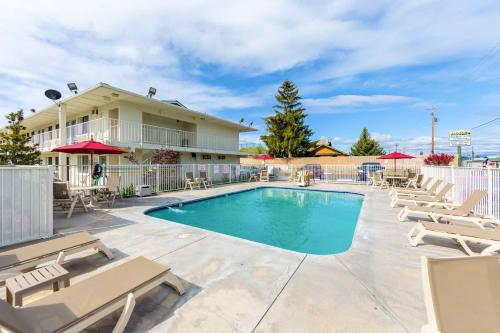 Motel 6-Klamath Falls, OR