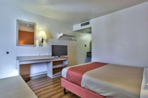 1 double bed