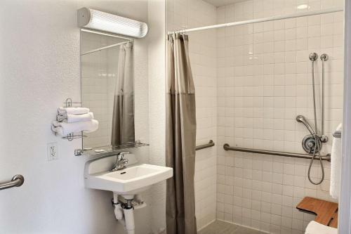 motel 6 atascadero ca