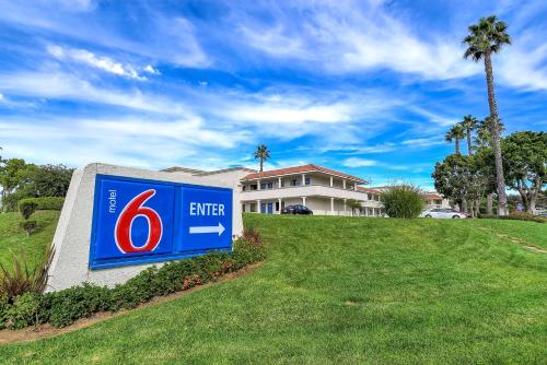 Motel 6-Carlsbad, CA Beach