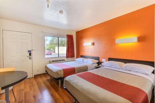 Motel 6-Watsonville, CA - Monterey Area