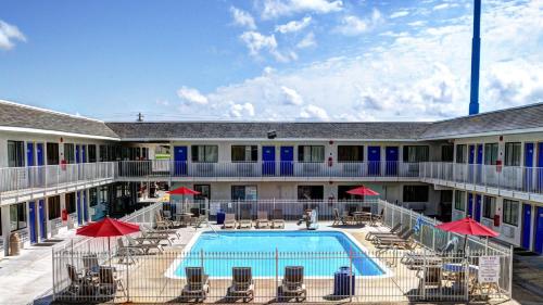 Motel 6-Slidell, LA - New Orleans