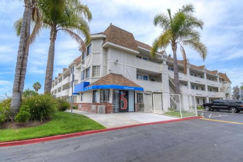 Motel 6-Chula Vista, CA - San Diego