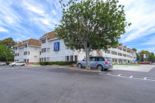 Motel 6-Chula Vista, CA - San Diego