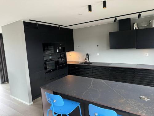 Family-friendly luxury penthhouse with three bedrooms in 斯徹達爾