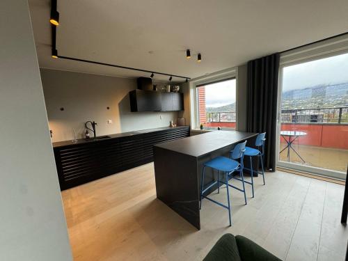 Family-friendly luxury penthhouse with three bedrooms in 斯徹達爾