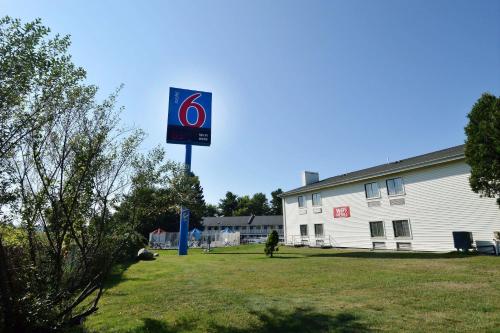 A szálláshely kívülről, Motel 6 Nashua, NH - North in Nashua (New Hampshire)
