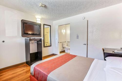 Motel 6 Oakland Airport