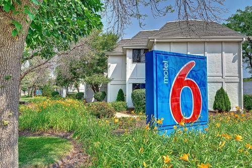 Vista exterior, Motel 6 Glenview, IL - Chicago North in Chicago (IL)