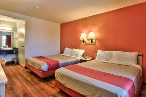 Motel 6-Sacramento, CA - South