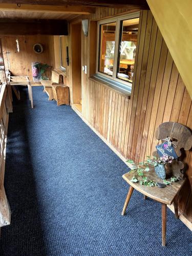 Indgang, Familienferien in einem 200 Jahre alten Berner Bauernhaus in Durrenroth