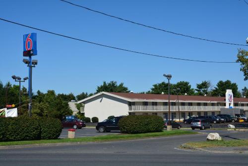 Motel 6-Chicopee, MA - Springfield