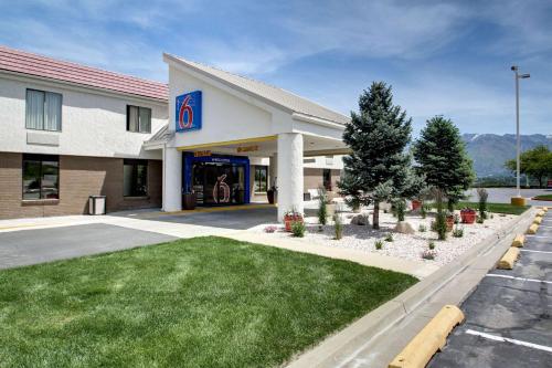 Motel 6-Ogden, UT - Riverdale