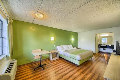 Motel 6 San Antonio, TX - Northwest Medical Center - 편의 시설/서비스