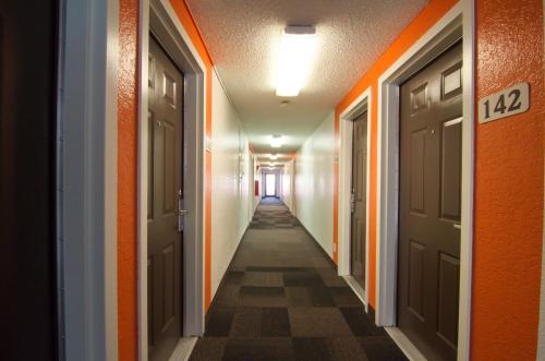 Lobby, Motel 6 North Palm Springs, CA - North in Palm Springs (CA)