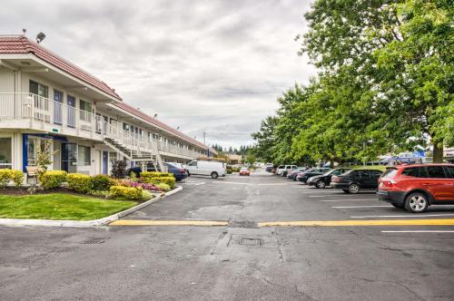 Motel 6-Everett, WA - South