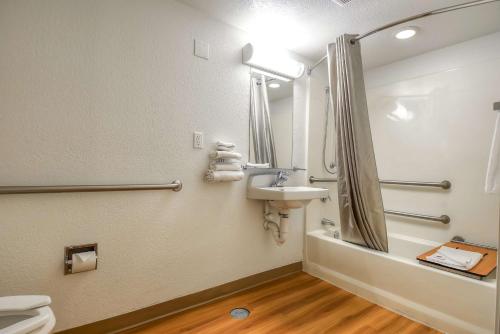 Motel 6 Los Angeles - Norwalk