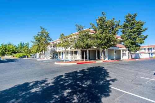 Vista exterior, Motel 6 Redding, CA - South in Redding (CA)
