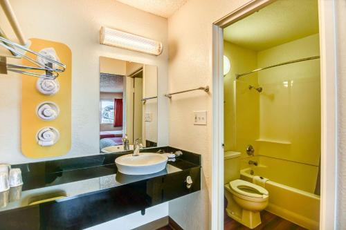2 double beds