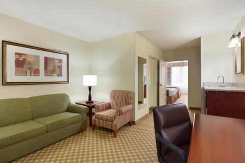 Country Inn & Suites by Radisson, Gillette, WY