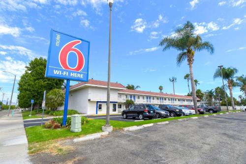 Motel 6-Costa Mesa, Ca - Photo 1 of 53