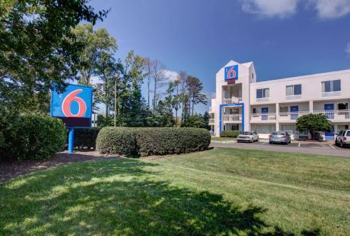 Motel 6 Virginia Beach Virginia Beach 