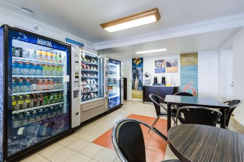 Motel 6-San Jose CA - Convention Center - image 9