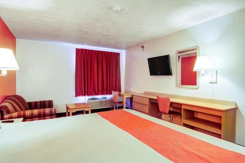 motel 6 columbia mo east in mo