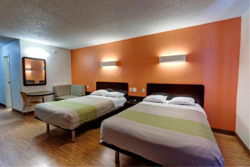 Executive Inn & Suites in South Houston