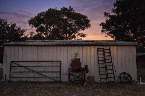 A szálláshely kívülről, Zamenhof River Cabin - Secluded Pet & Horse-Friendly Farm Stay near Yass in Murrumbateman