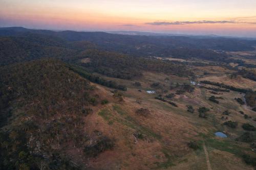 A környék, Zamenhof River Cabin - Secluded Pet & Horse-Friendly Farm Stay near Yass in Murrumbateman