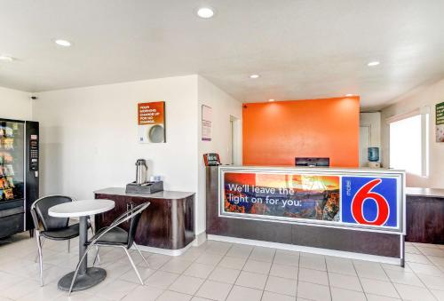 Зручності, Motel 6 Waco, TX - Lacy Lakeview in Вако