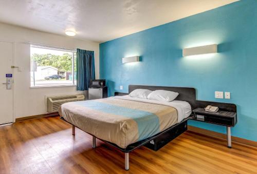 Motel 6 Waco - Lacy Lakeview - image 18