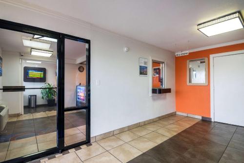 Létesítmények, Motel 6 Anniston, AL in Oxford (Alabama)