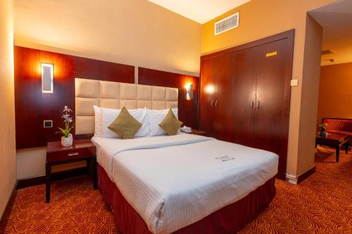 Grand Continent Hotel Dubai - image 4
