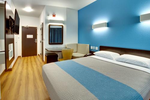 1 queen bed