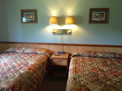 The Travelers Inn - image 8