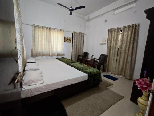 NANDI Home Stay - Ujjain